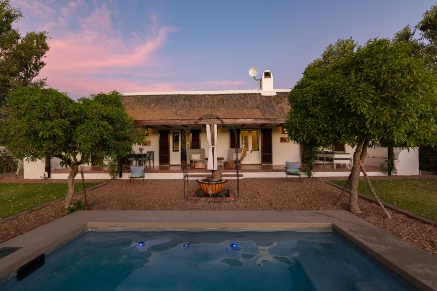 6 Bedroom Property for Sale in Klein Parys Western Cape